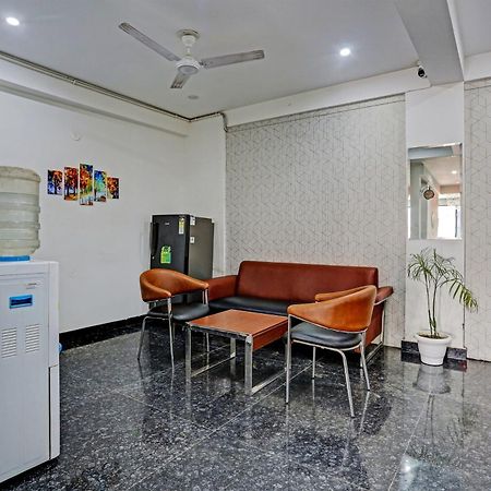 Hotel O Vikrant Residency グルガウン エクステリア 写真